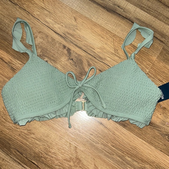 Hollister Other - NWT Hollister swimsuit top